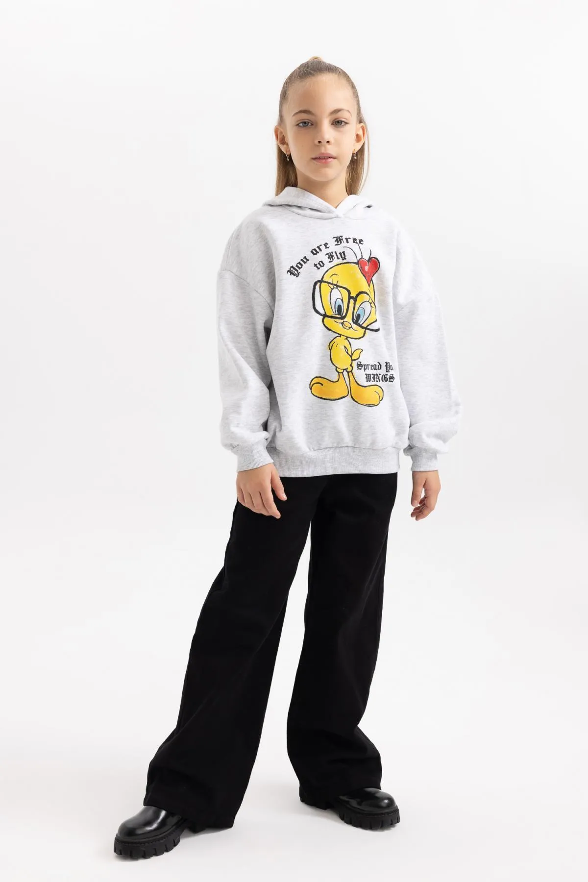 DeFacto  Looney Tunes Oversize-Sweatshirt mit Kapuze für Mädchen, weich, pelzig, dick, B4729a823wn