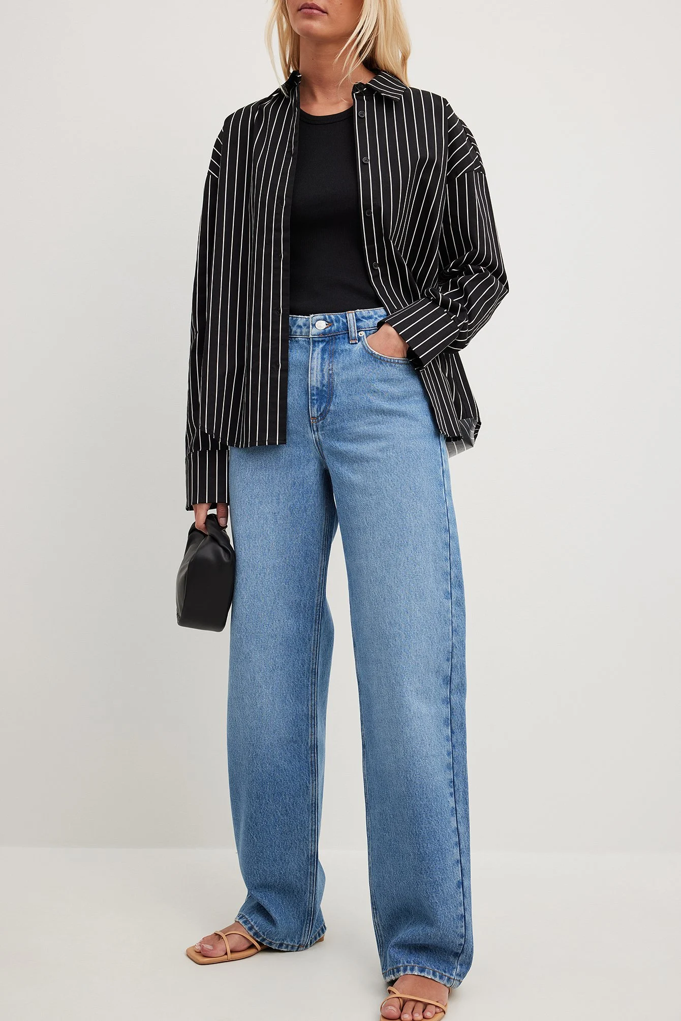Lockere Jeans mit mittlerer Taille
