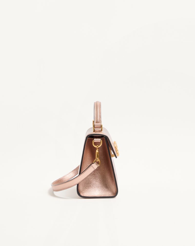 Valentino Garavani Vsling Mini Håndtaske i Lamineret, Kornet Kalveskind med Juvellogo