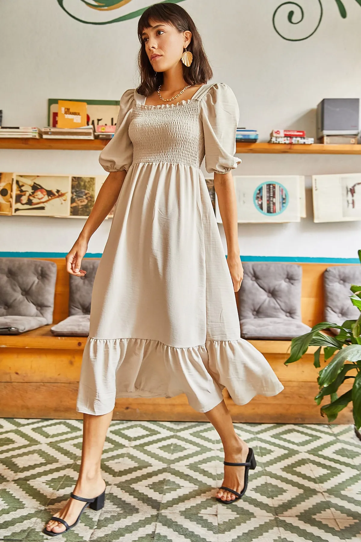 Olalook  Bodrum-Kleid mit Gimped-Quadratkragen für Damen mit Steinoberteil ELB-19001557