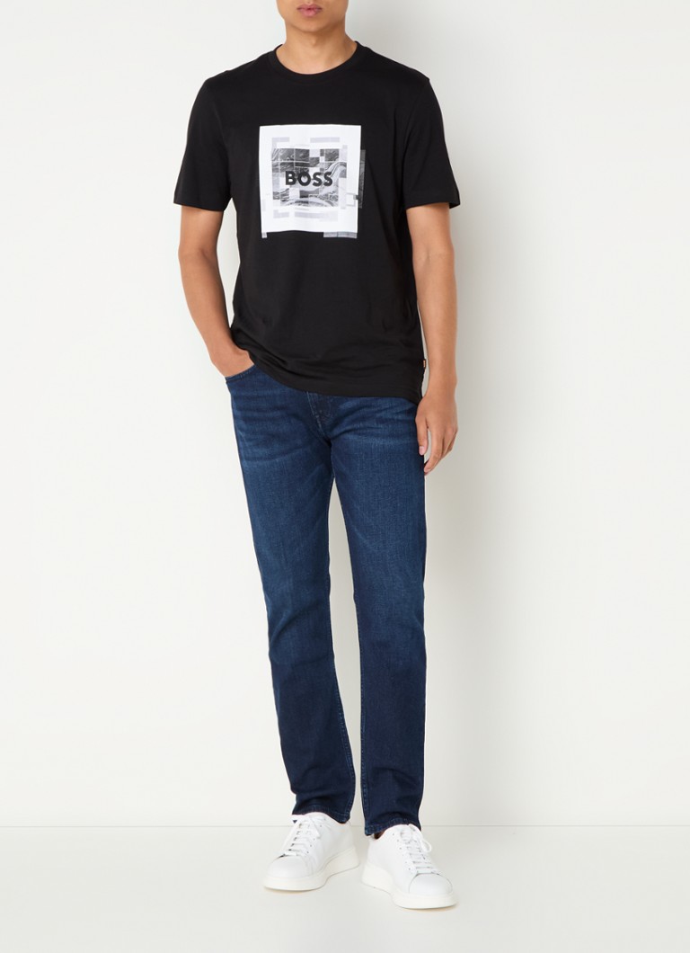 Jeansy Hugo Boss Delaware slim-fit, ciemne wyblaknięcie