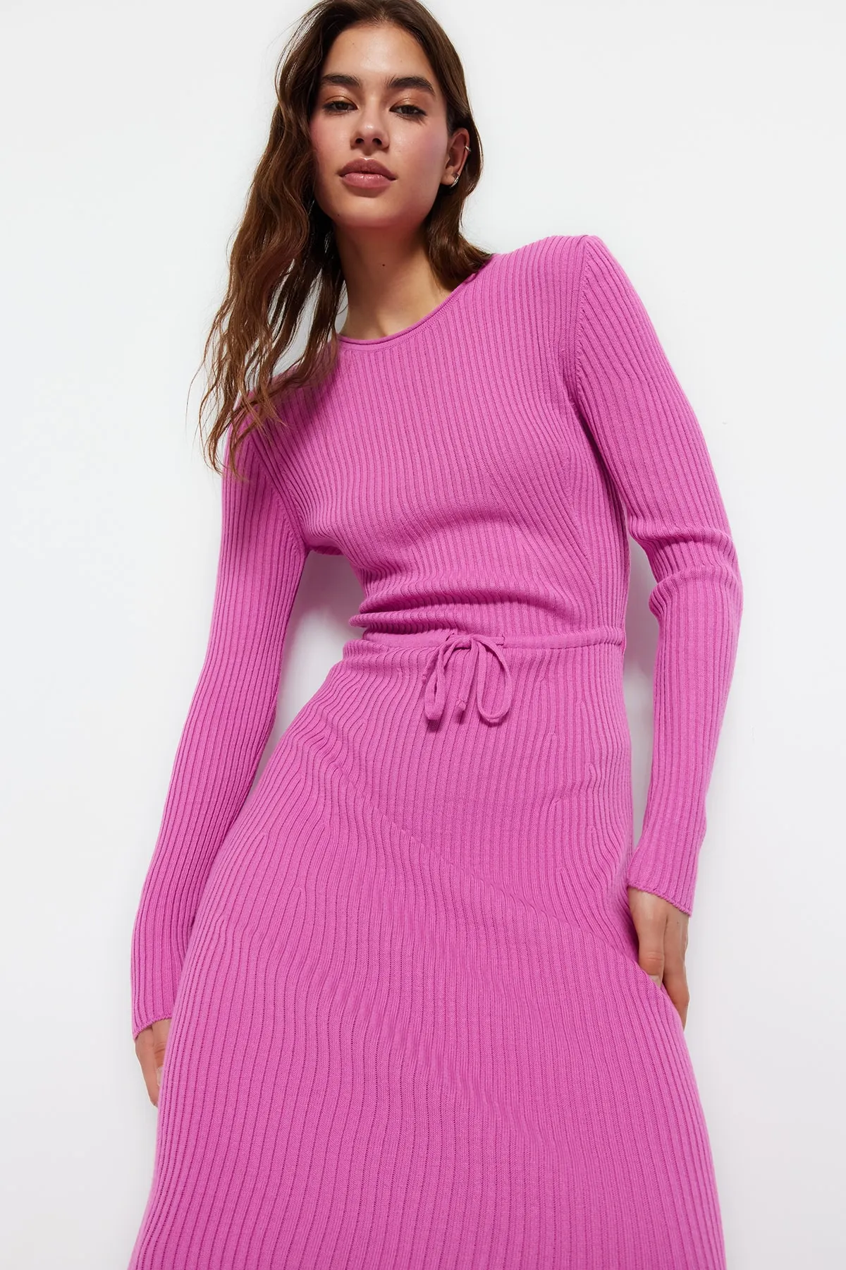 Trendyol Collection  Rosa Midi-Strickkleid TWOAW23EL00535