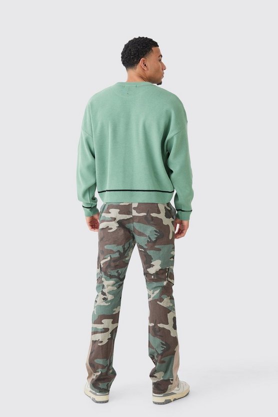 Kastiger Oversize Pullover mit Kontrast-Naht