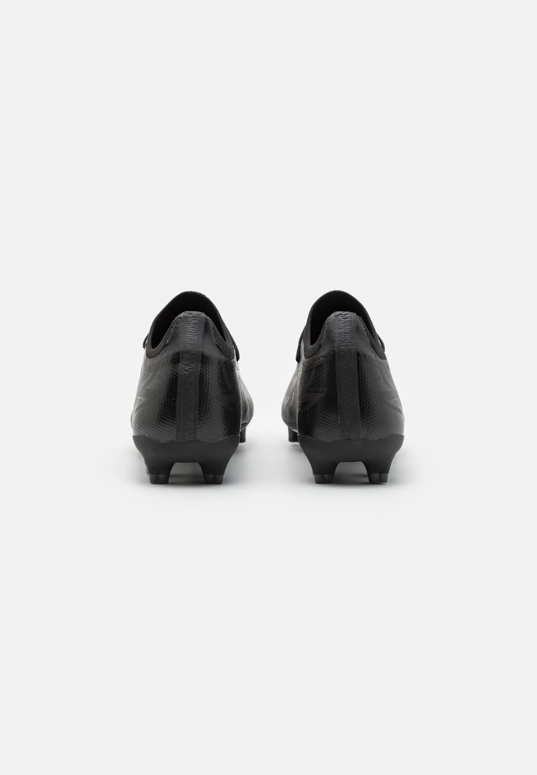 Puma ULTRA MATCH FG/AG - Botas de fútbol sala con tacos
