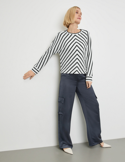 Gestreiftes Langarmshirt mit Fledermausärmeln