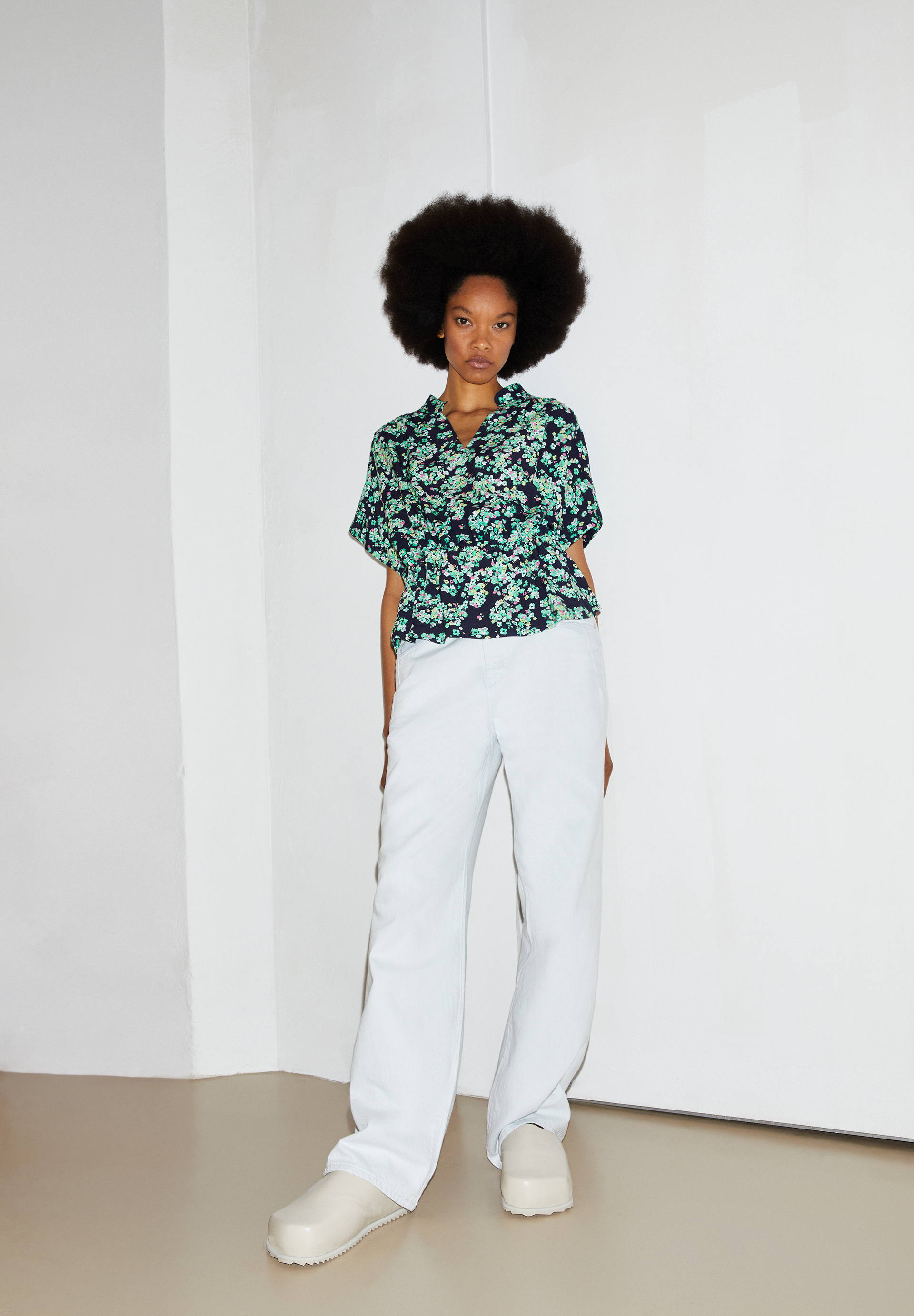 Bluse Relaxed Fit aus LENZING™ ECOVERO™ Viskose