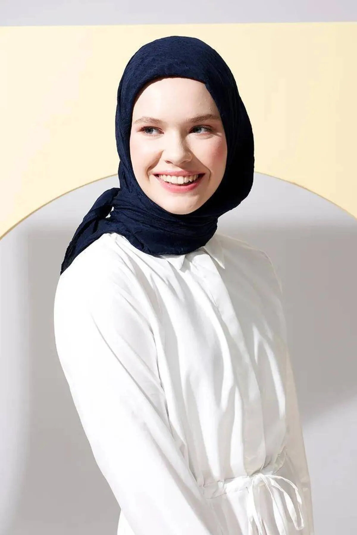 SOYTEMİZ  Hijab Damen-Schal aus Bio-Bambus, Marineblau
