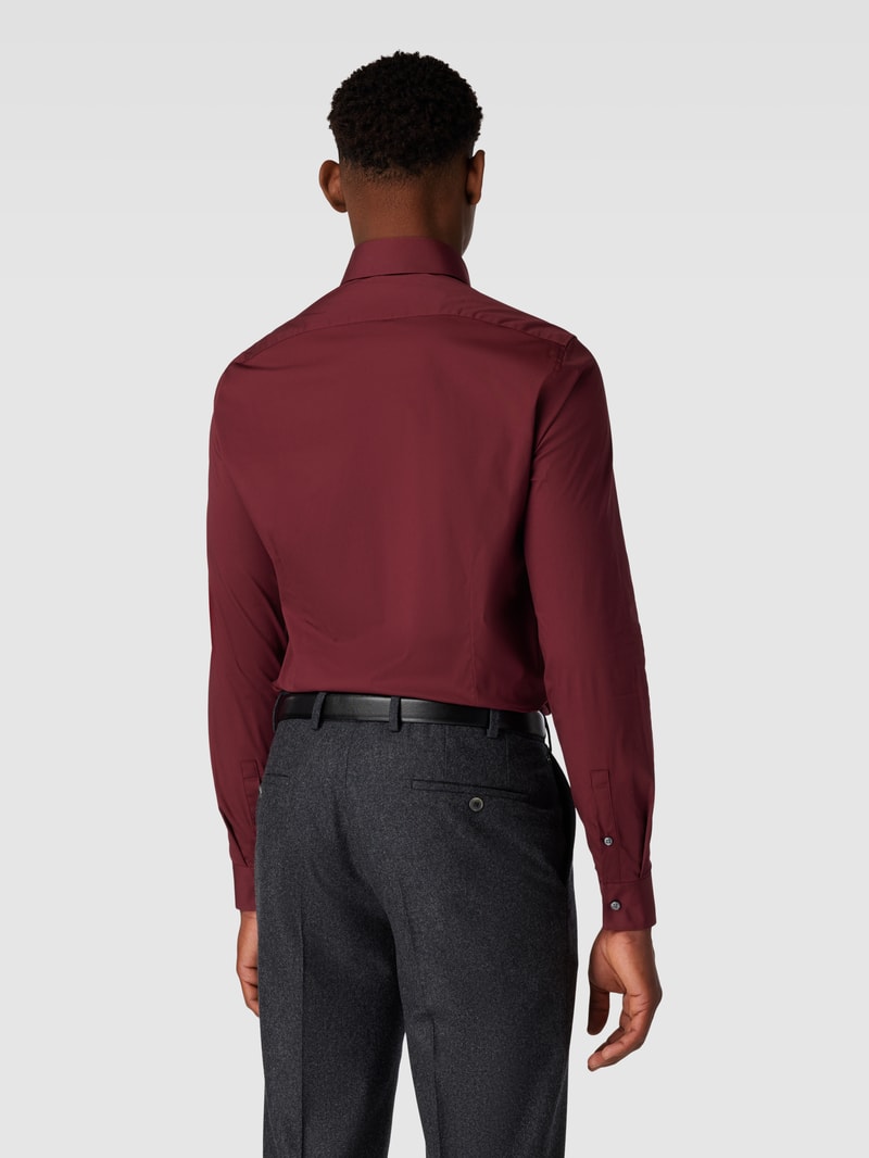 Slim Fit Business-Hemd mit Kentkragen Modell 'Bari' in bordeaux rot