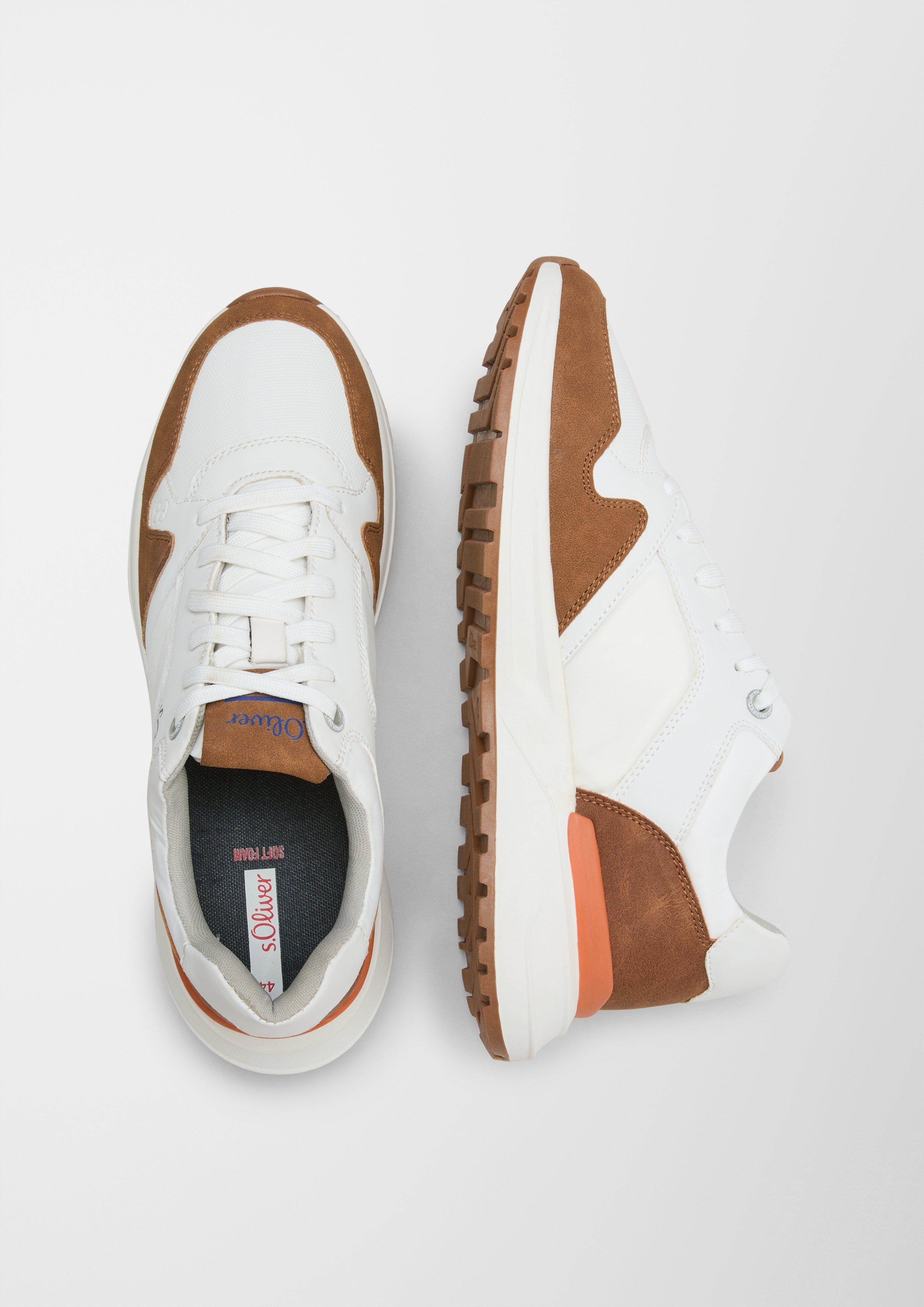 Sneaker mit Kontrast-Details  6007310-110