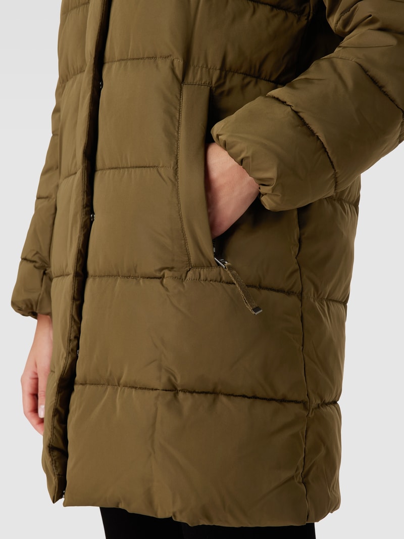 Steppjacke mit Zweiwege-Reißverschluss und Eingrifftaschen in olivgrün