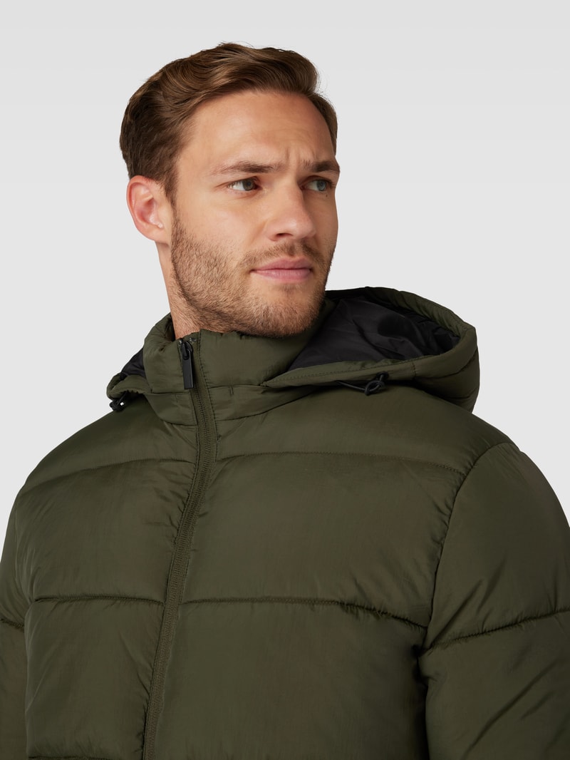 Steppmantel mit Kapuze Modell 'COOPER' in olivgrün