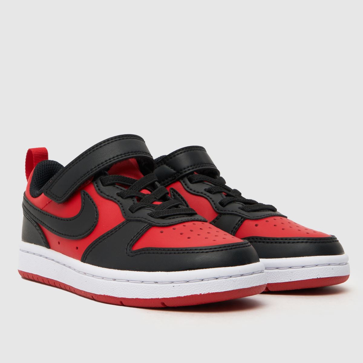 Nike svarta & röda Court Borough Low pojkar junior träningsskor