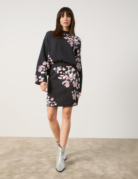 Kurzer Strickrock mit Jacquardmuster