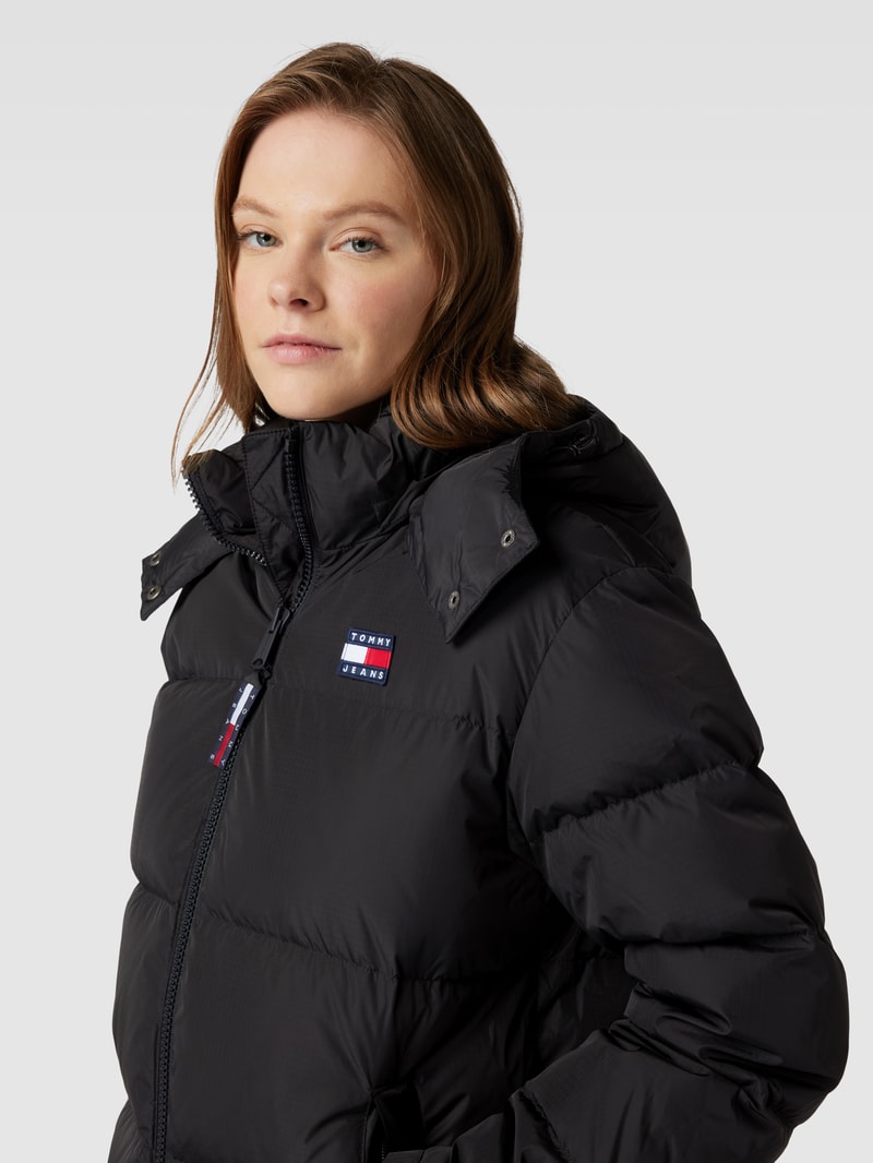 Steppjacke mit Kapuze Modell 'ALASKA' in schwarz