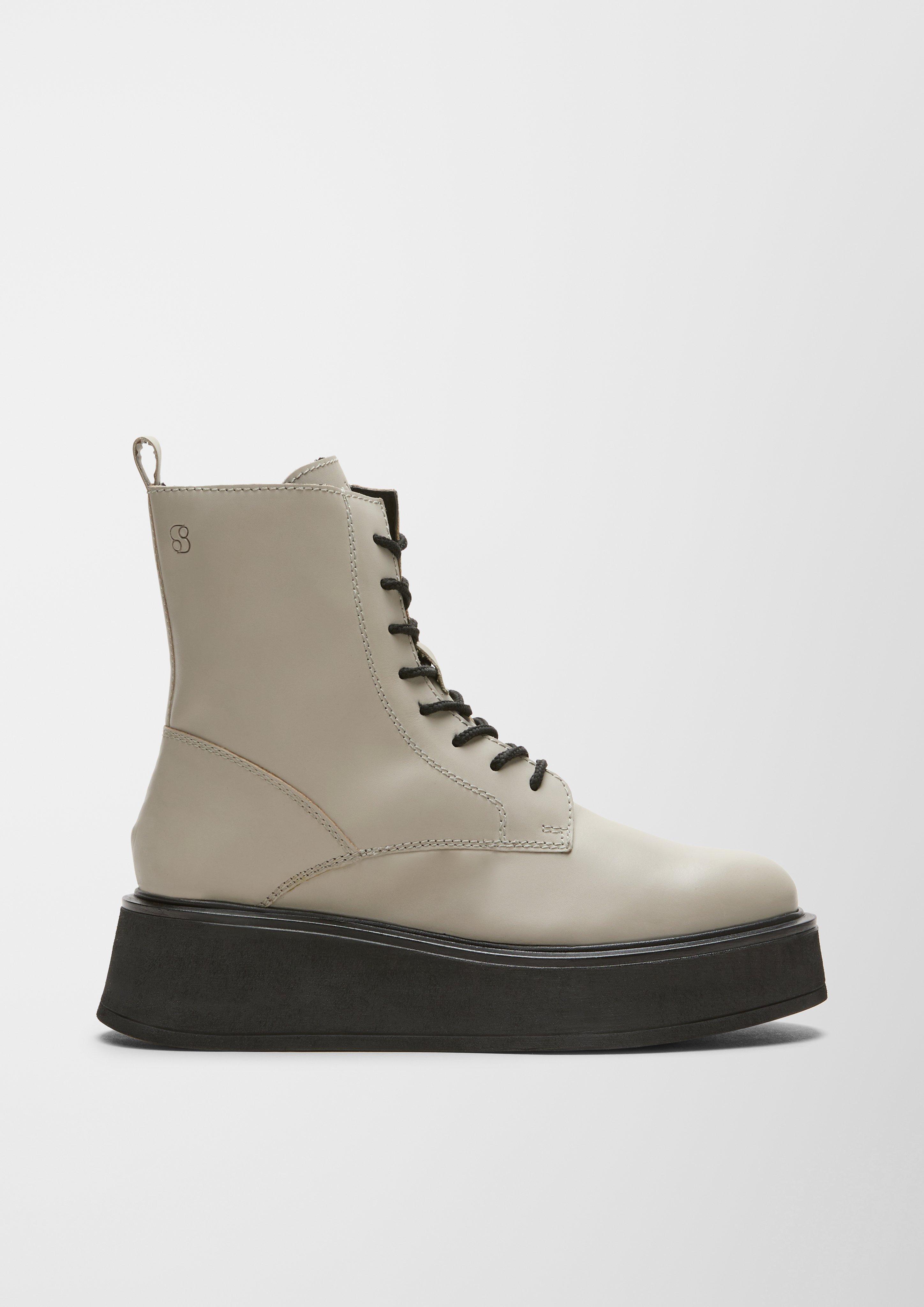 Stiefel mit Plateausohle  101.207.101.25231-210