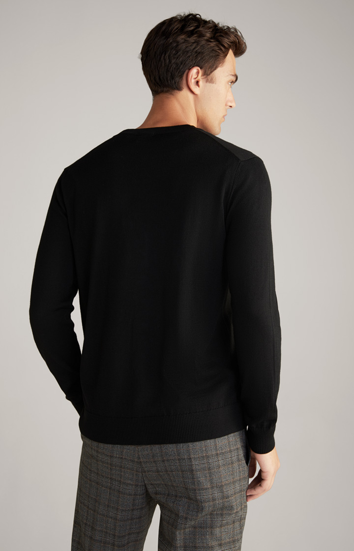 Merinowoll-Strickjacke Danilon in Schwarz