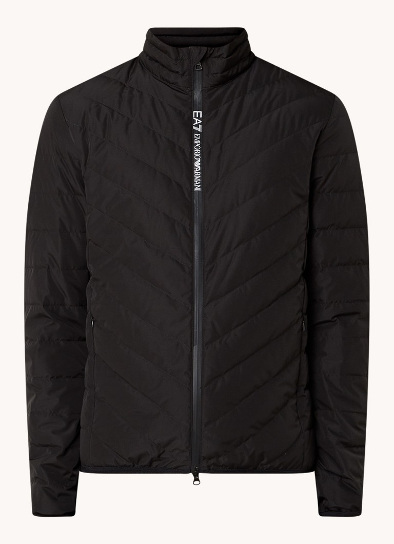 Jachetă matlasată Emporio Armani cu umplutură de puf și buzunare cu fermoar.