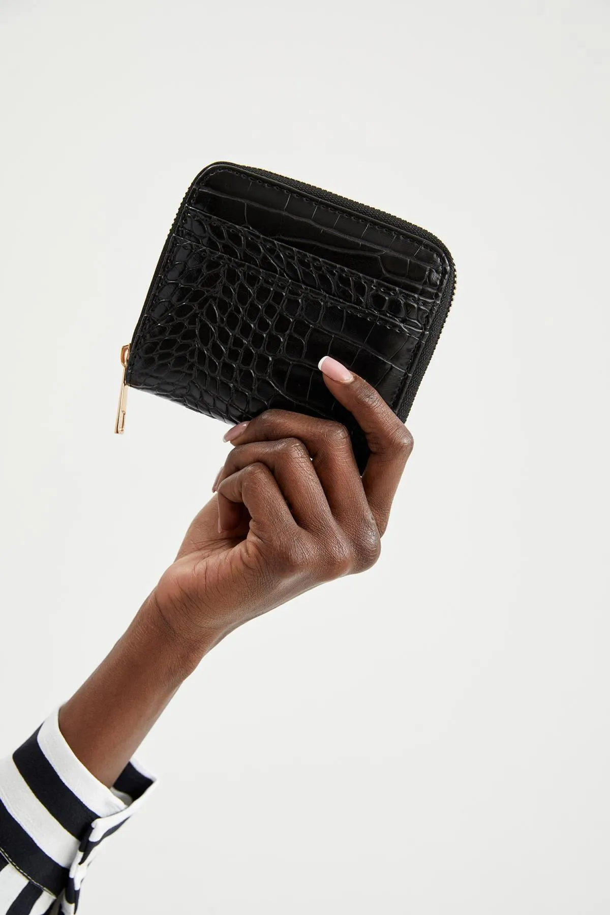 DeFacto  Gemusterte Damen-Geldbörse aus Kunstleder V8556az21au