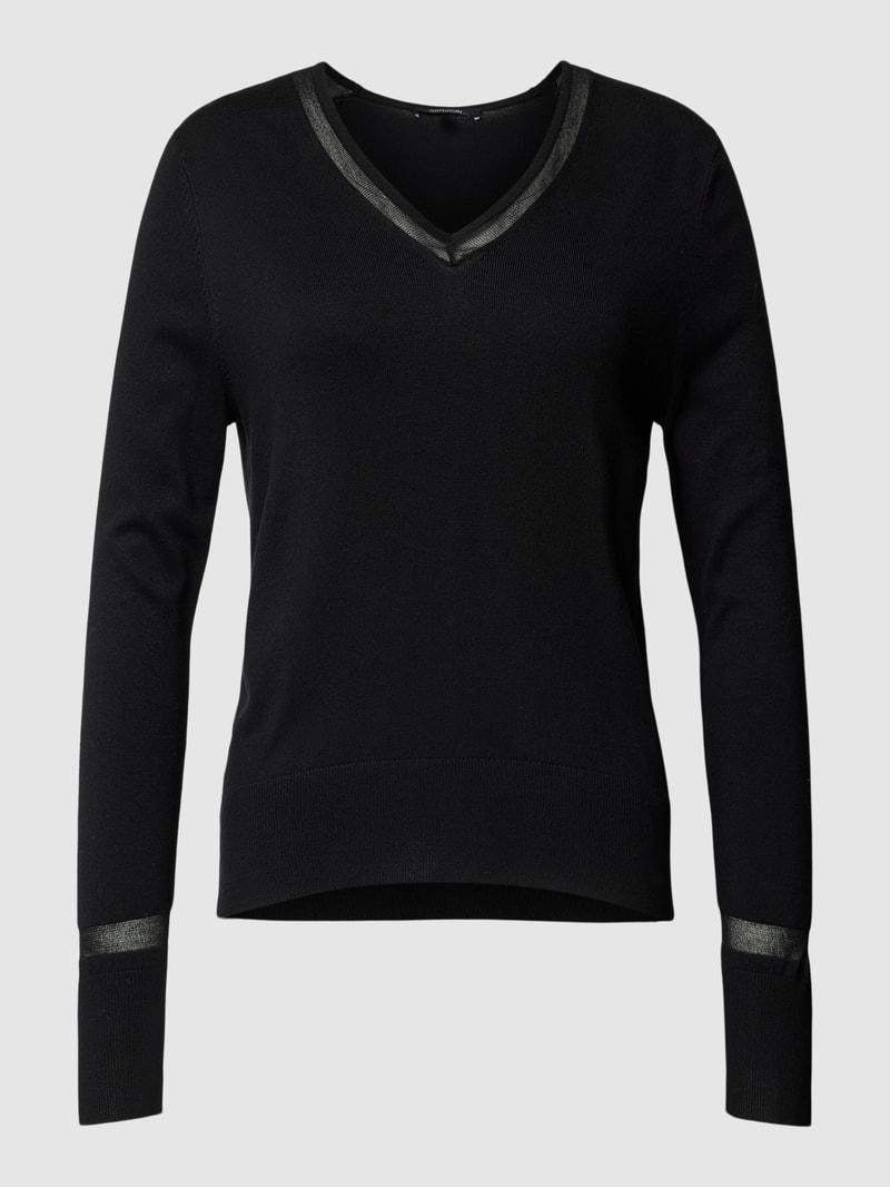Strickpullover mit V-Ausschnitt in schwarz