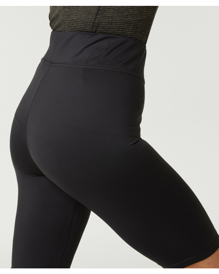 Schwarze Sport-Radlerhose