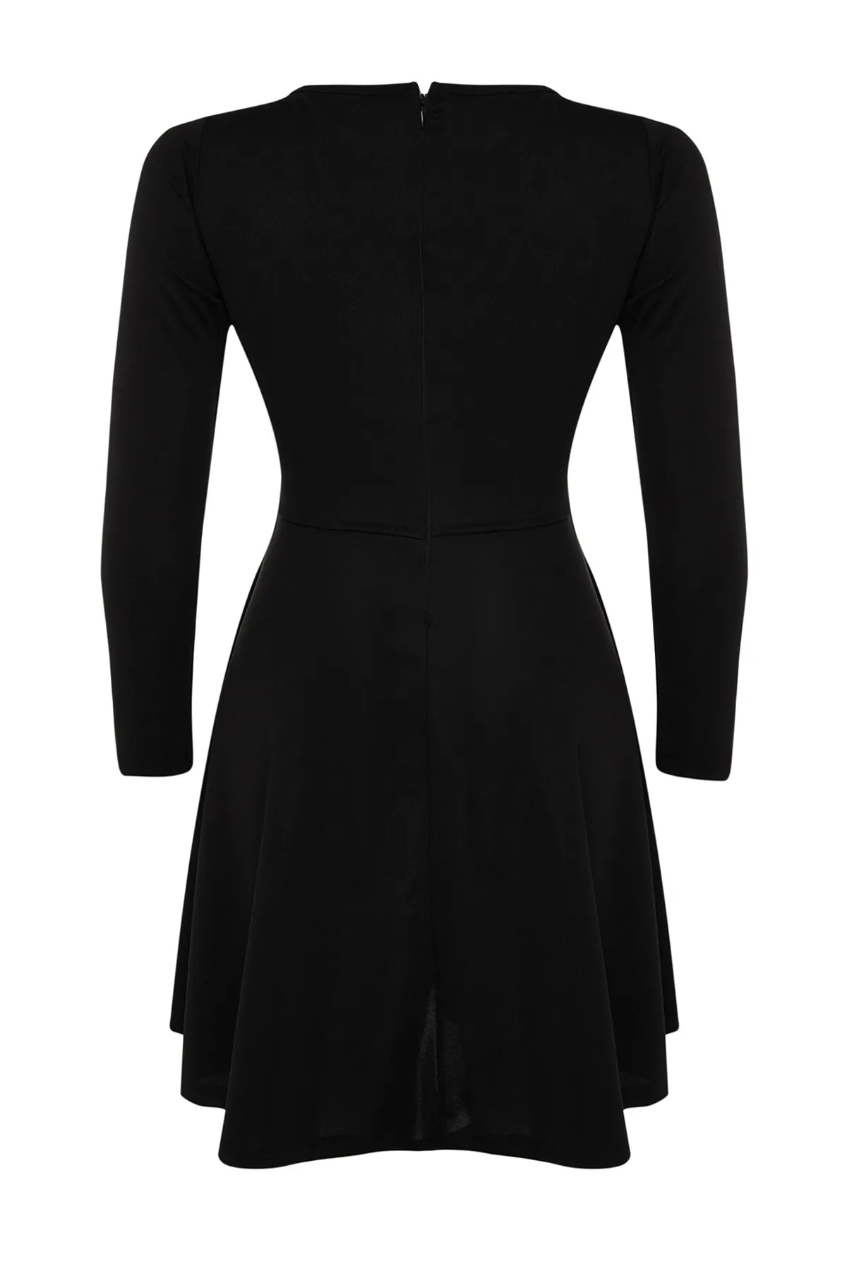 Trendyol Curve  Schwarz-lila Mini-Strickkleid mit Taillenöffnung TBBAW24AH00061