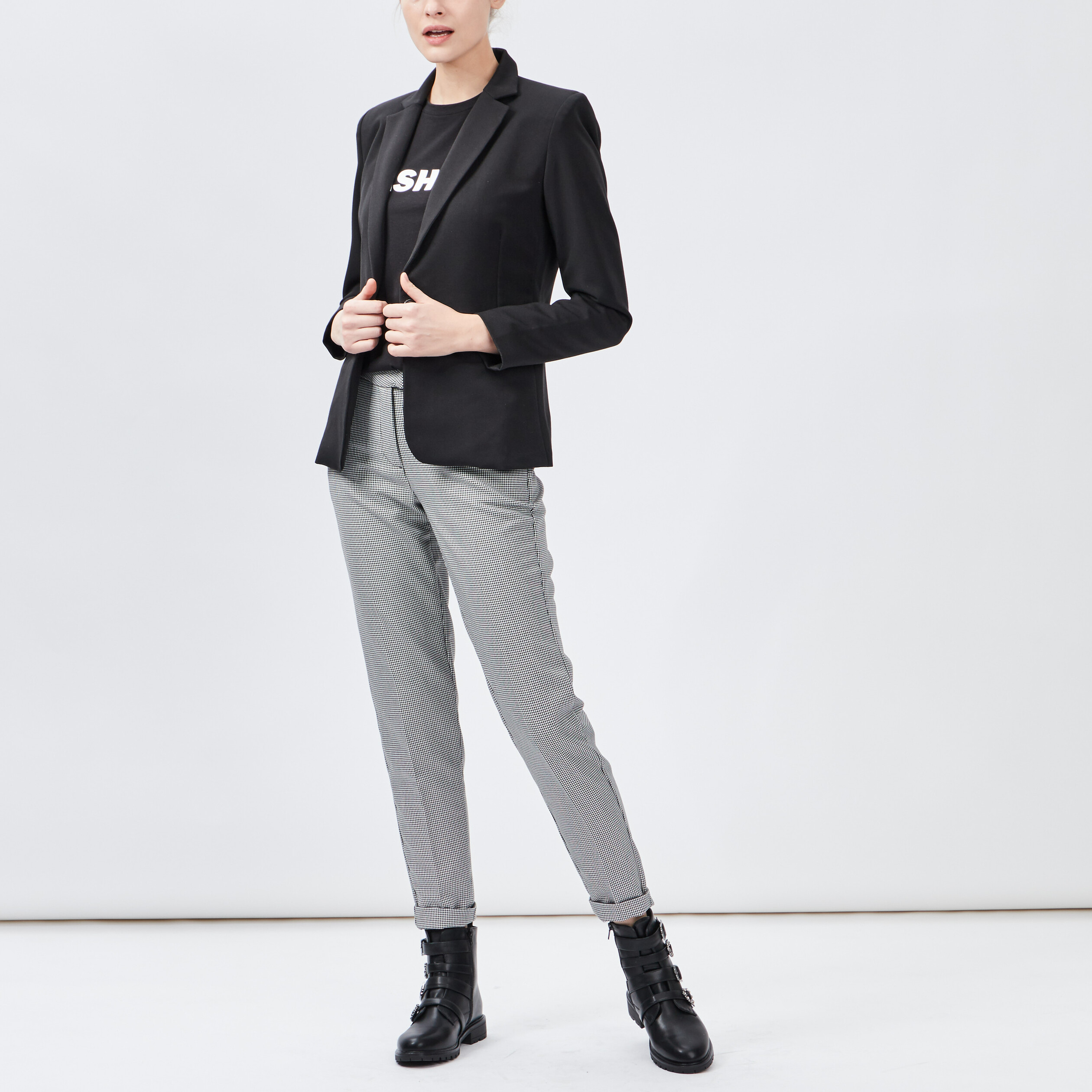 Veste droite boutonnée noir femme | La Halle