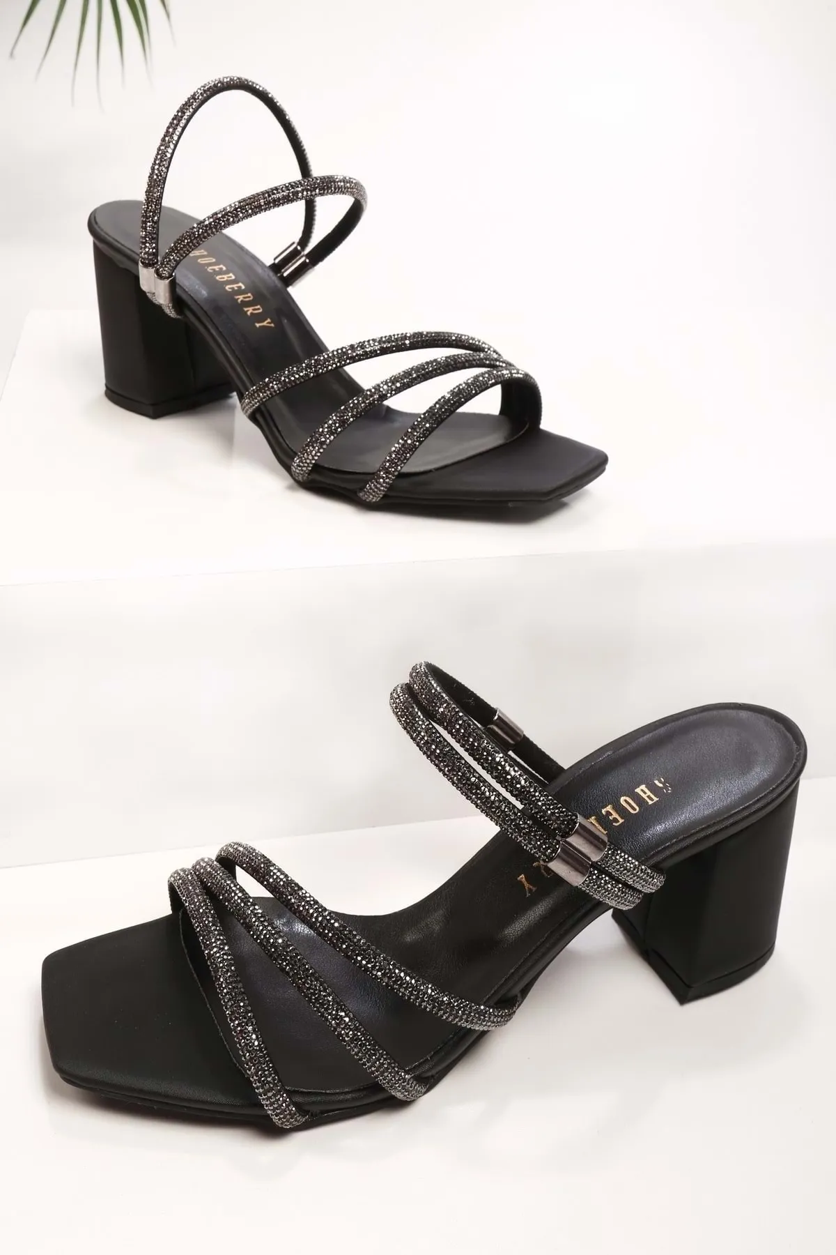 Shoeberry  Schwarze Poas-Hausschuhe und -Schuhe aus Satin mit Steinabsatz für Damen