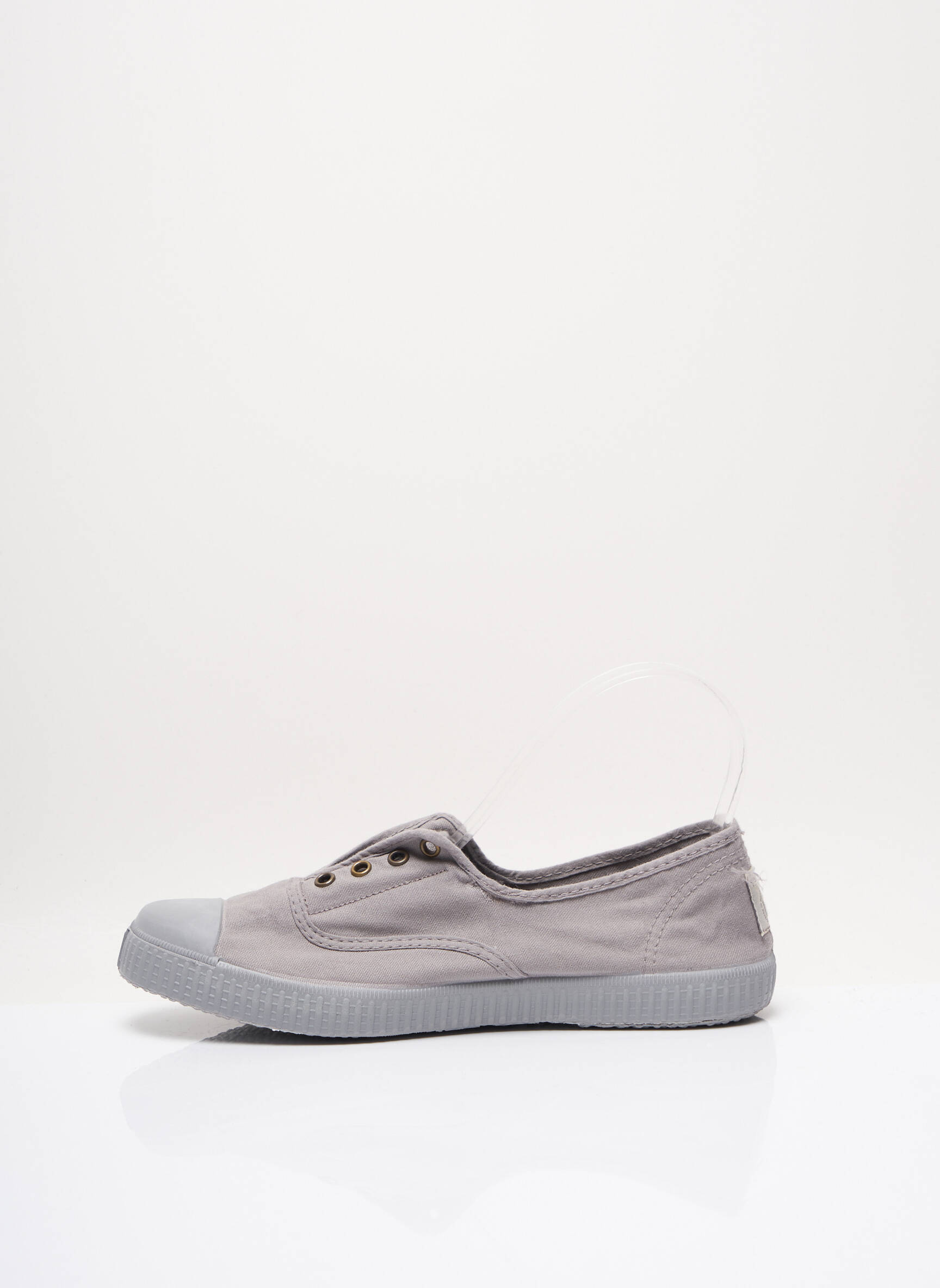 Victoria Baskets Femme couleur gris