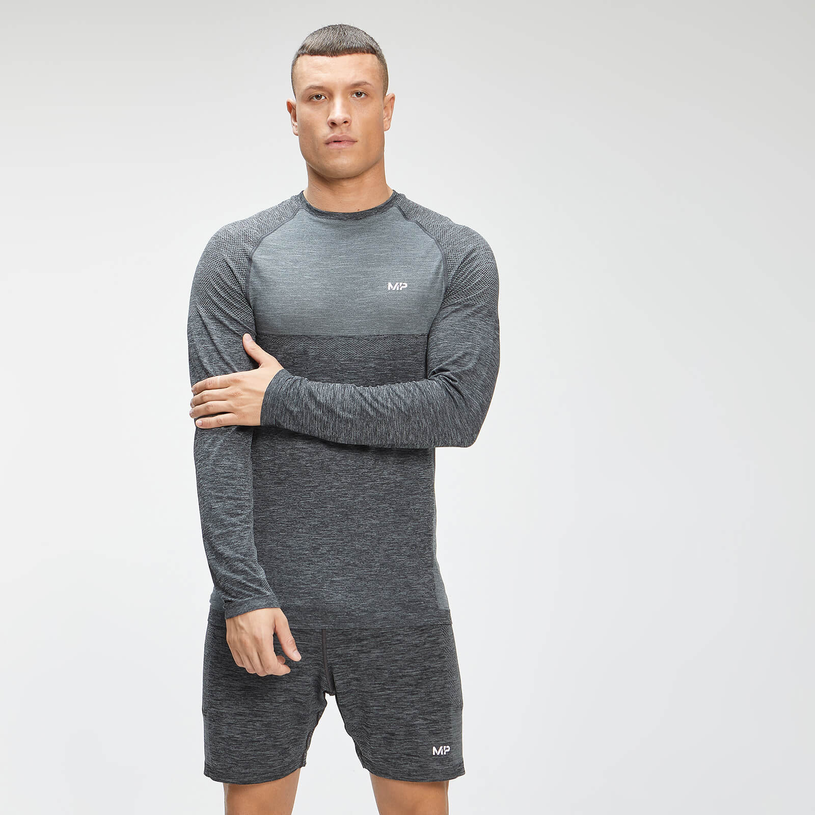 Haut sans coutures à manches longues MP Essentials Seamless pour hommes – Noir chiné