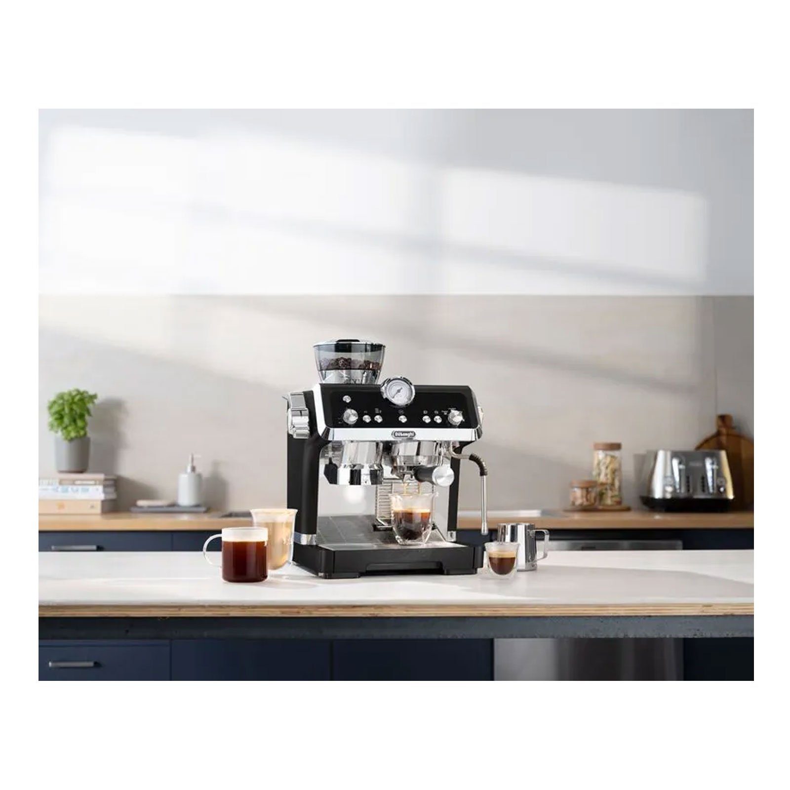 De'Longhi Siebträgermaschine EC 9355.BM La Specialist Prestigio, Smart-Tamping Station