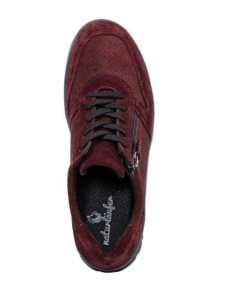 Schnürschuhe