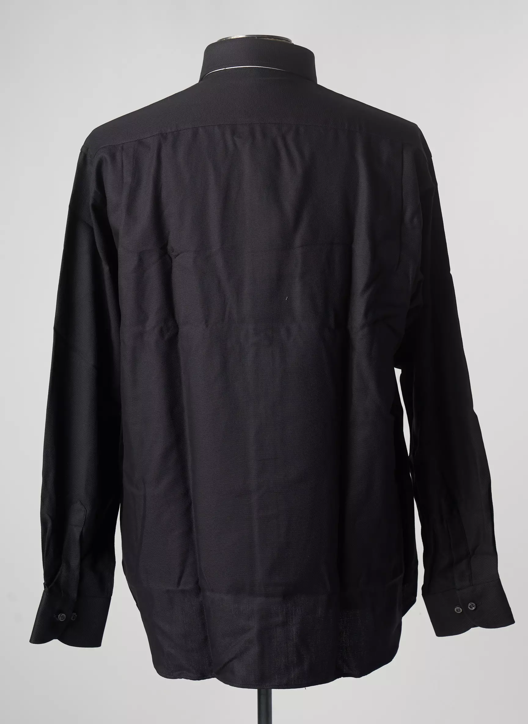 Ingram Manches Longues Homme couleur noir
