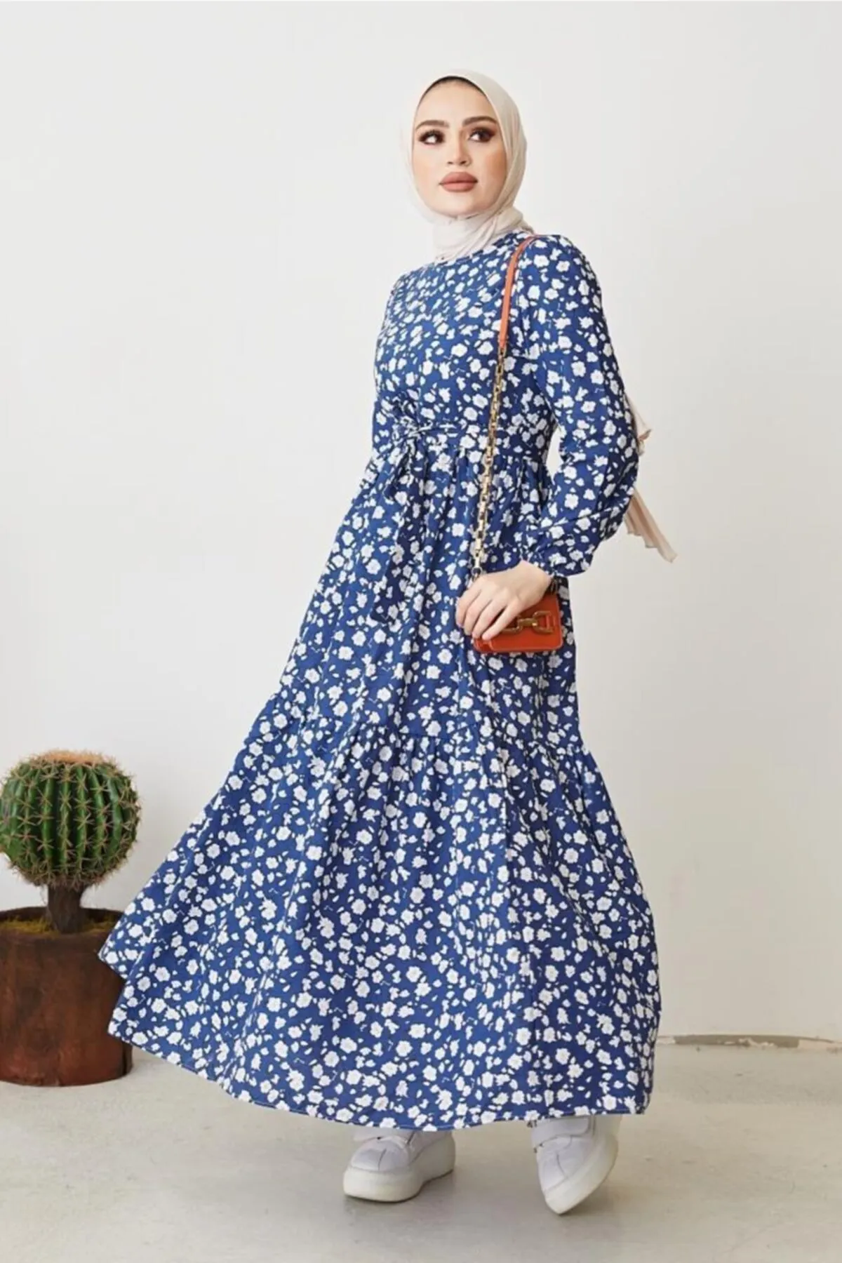 benguen  400 Kleid mit Gänseblümchenmuster Indigo
