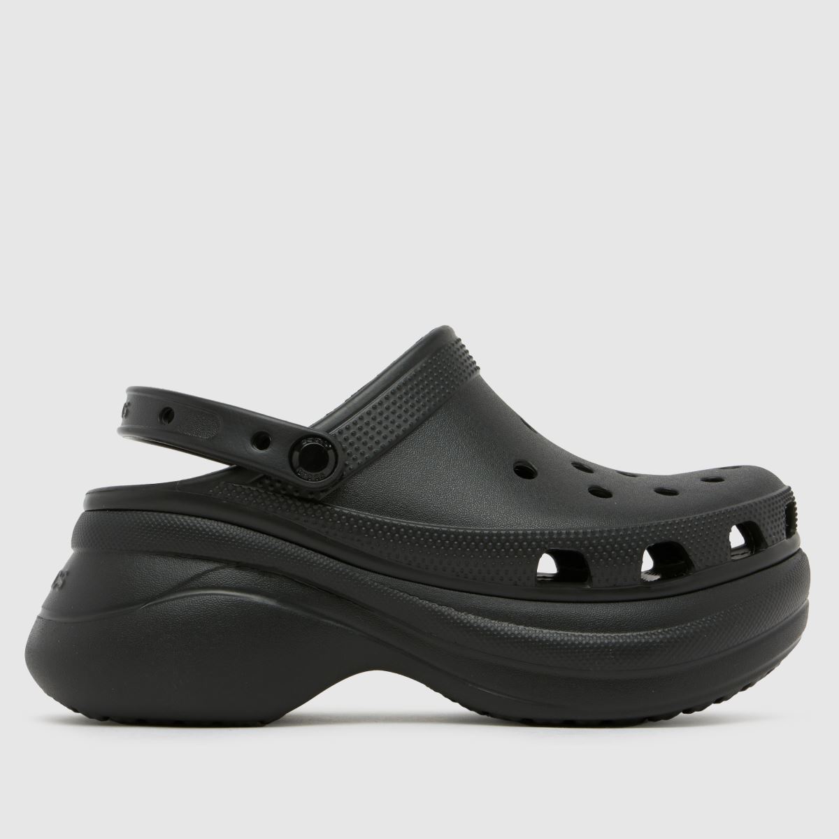 Crocs bae klumpa szandál fekete színben