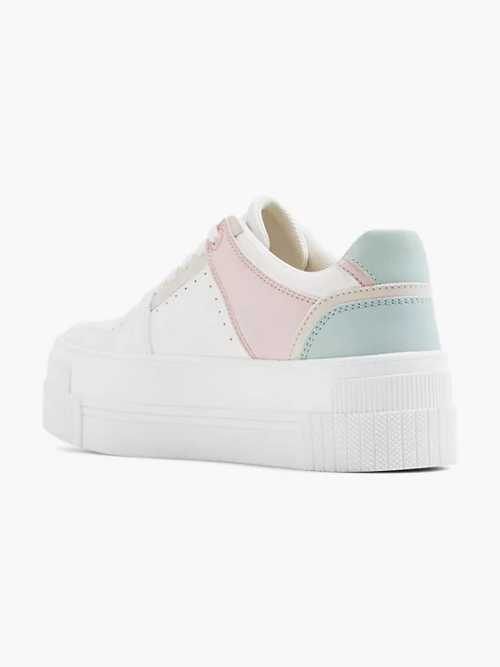 Graceland Platform Sneaker