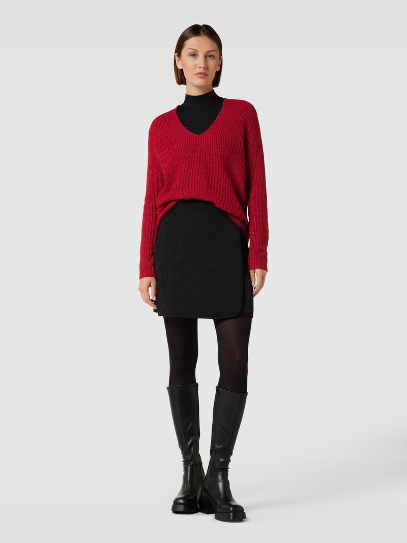 Strickpullover mit abgerundetem V-Ausschnitt Modell 'Style.Lana' in rot