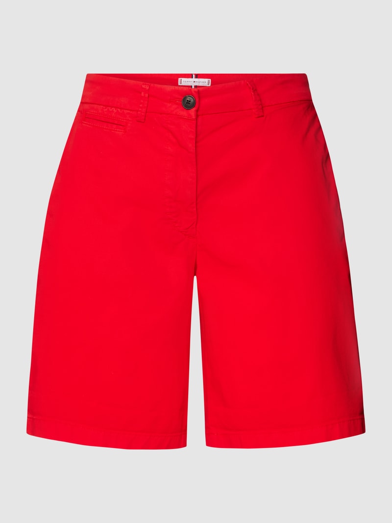 Chino-Shorts mit Label-Stitching in rot