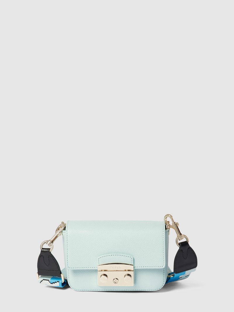 Umhängetasche mit Label-Detail Modell 'METROPOLIS' in mint