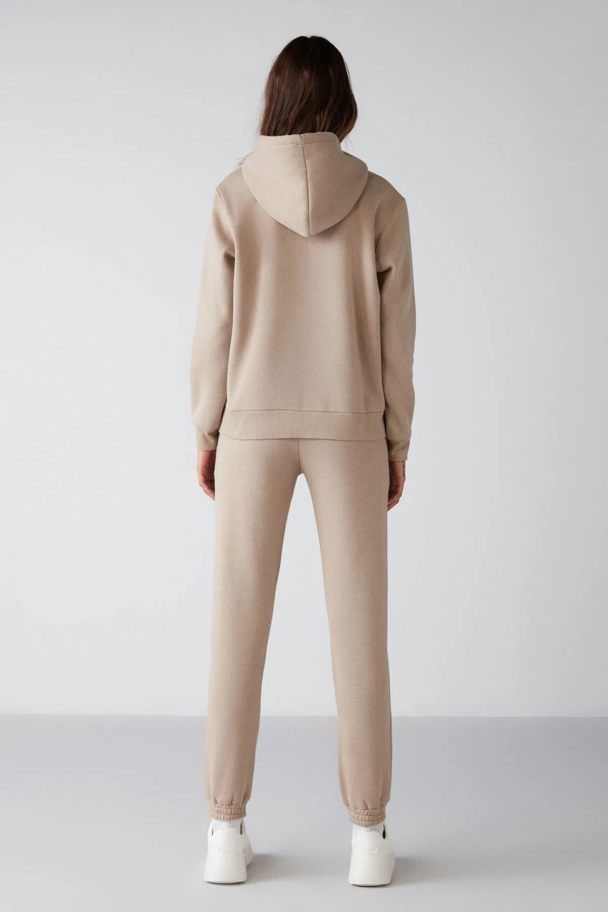 GRIMELANGE  Marıtza Damen-Jogginghose in regulärer Passform, Nerz, mit elastischem Bund und Beinen und Fleece-Innenseite