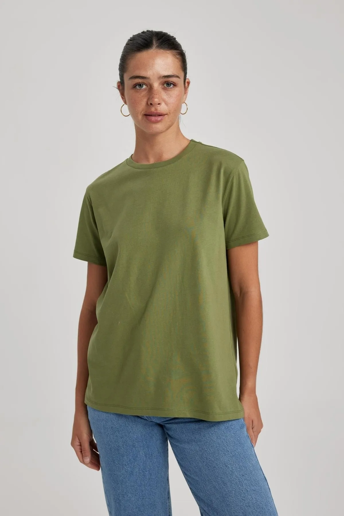 DeFacto  Langärmliges T-Shirt mit Rundhalsausschnitt und Rundhalsausschnitt T5097az23sm