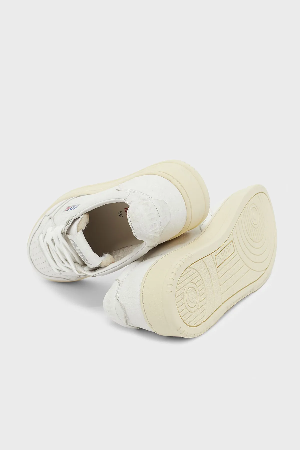 AUTRY  Medalist Sneaker-Schuhe aus echtem weichem Leder SCHUHE AULW
