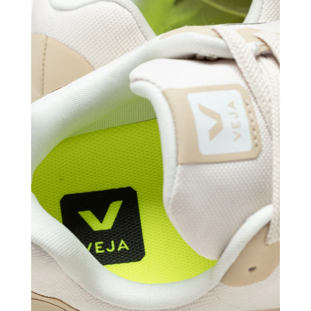 VEJA FITZ Roy FR2303371A / braun