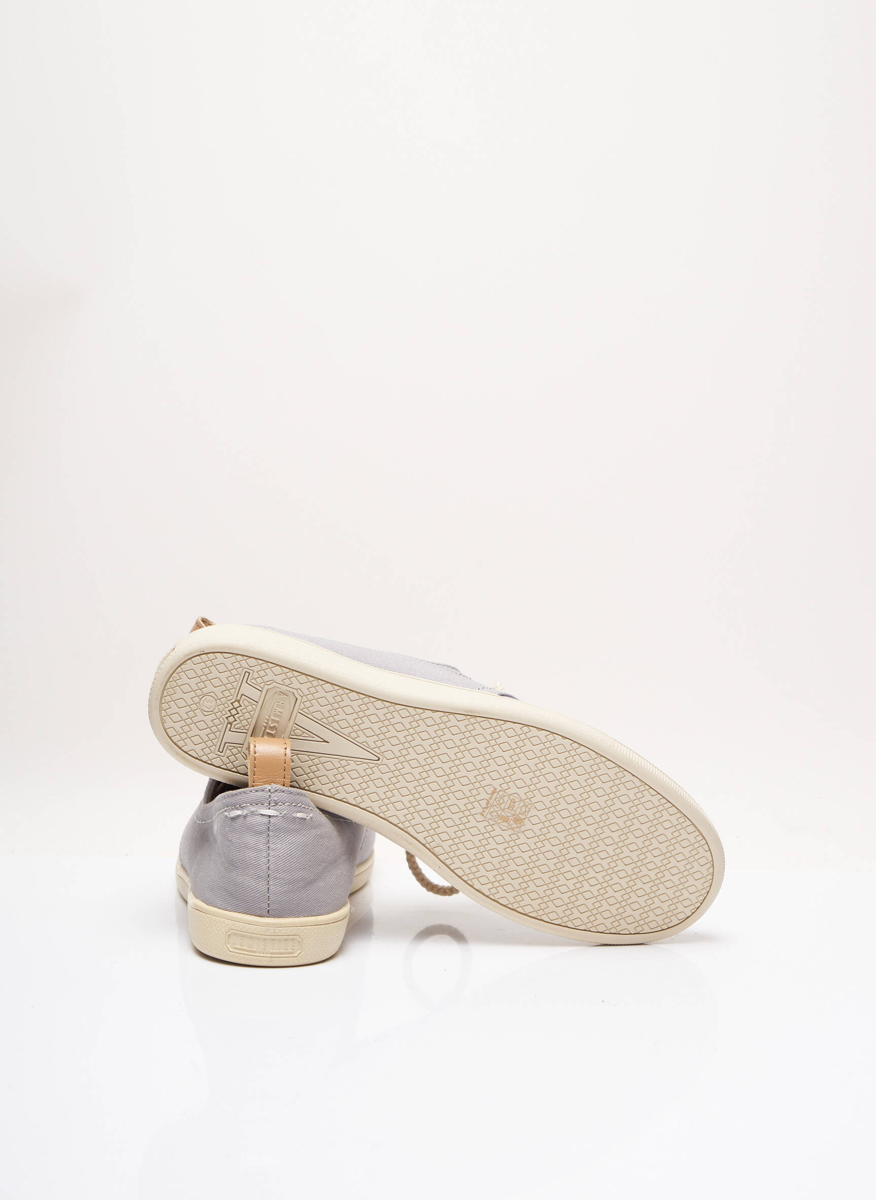 Armistice Baskets Femme couleur gris