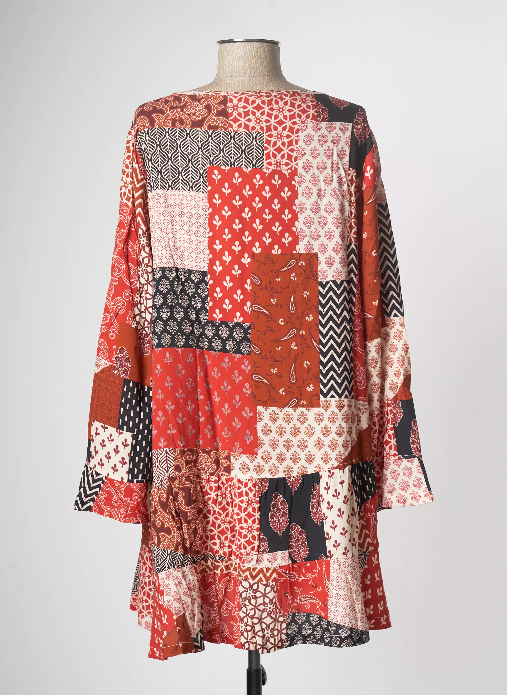 G Oze Robes Courtes Femme couleur rouge