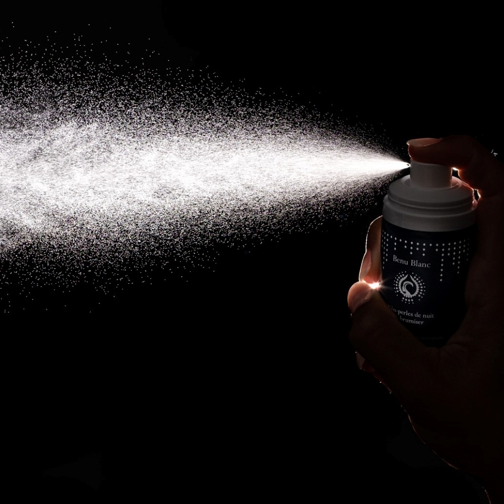 benu blanc Boisé Vétiver Brume de soins 100% naturelle à vaporiser sur l'oreiller