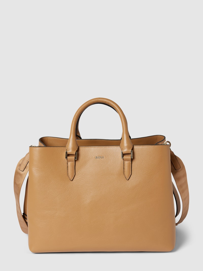 Handtasche mit Label-Applikation Modell 'Alyce' in camel