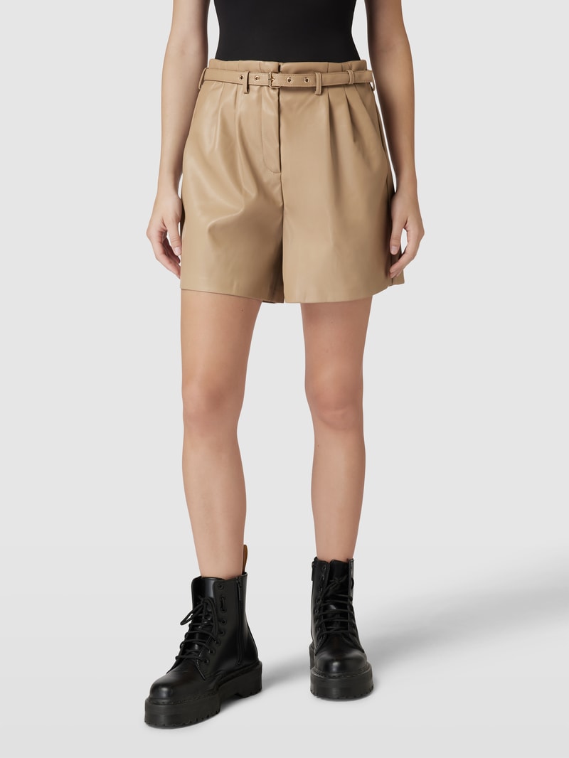 Shorts in Leder-Optik Modell 'HEIDI' in sand