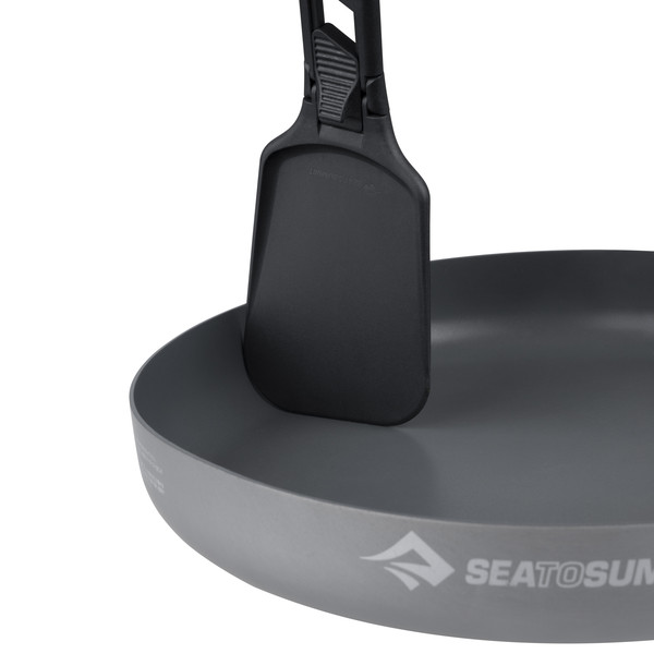 CAMP KITCHEN FOLDING SPATULA