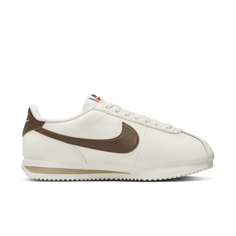 Nike Cortez DN1791-104 / weiss