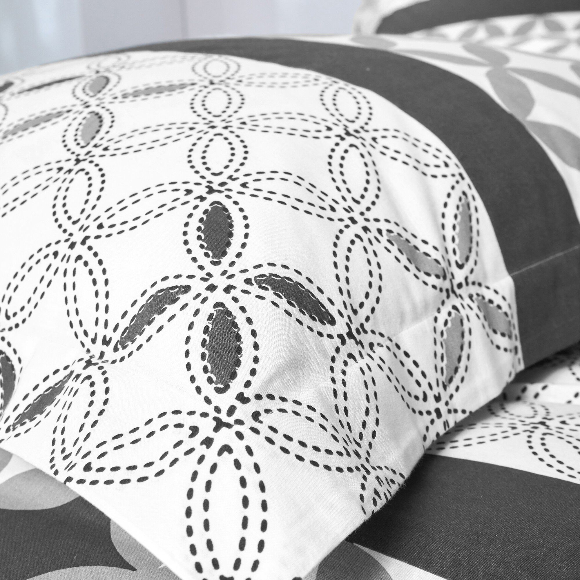 Linge de lit Marlow en coton motifs géométriques